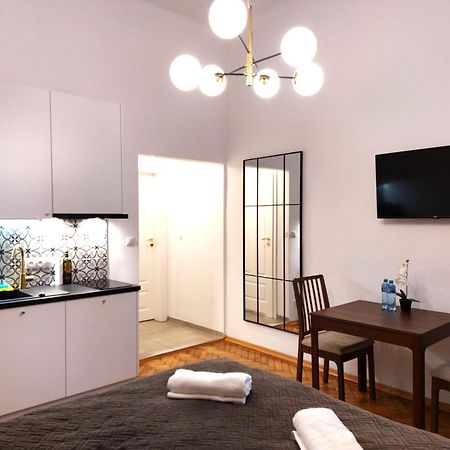 Unique Style Apartments Old Town - 25 Min From The Airport - By Homelike Krakau Exterior foto