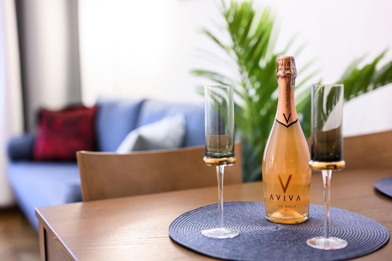 Unique Style Apartments Old Town - 25 Min From The Airport - By Homelike Krakau Exterior foto