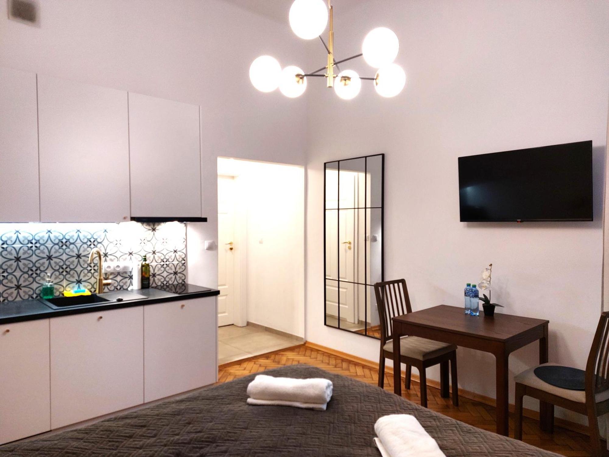Unique Style Apartments Old Town - 25 Min From The Airport - By Homelike Krakau Exterior foto