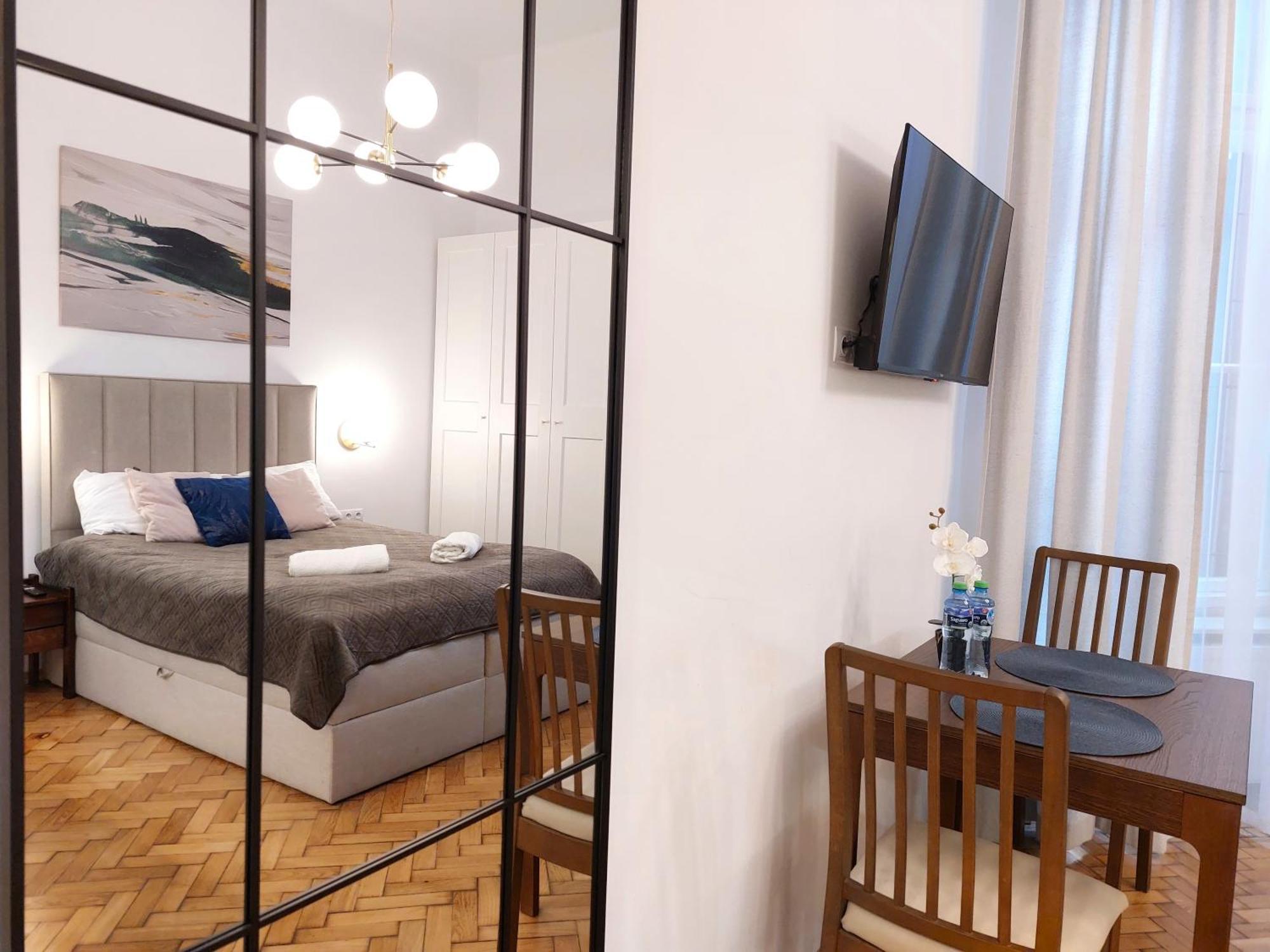 Unique Style Apartments Old Town - 25 Min From The Airport - By Homelike Krakau Exterior foto